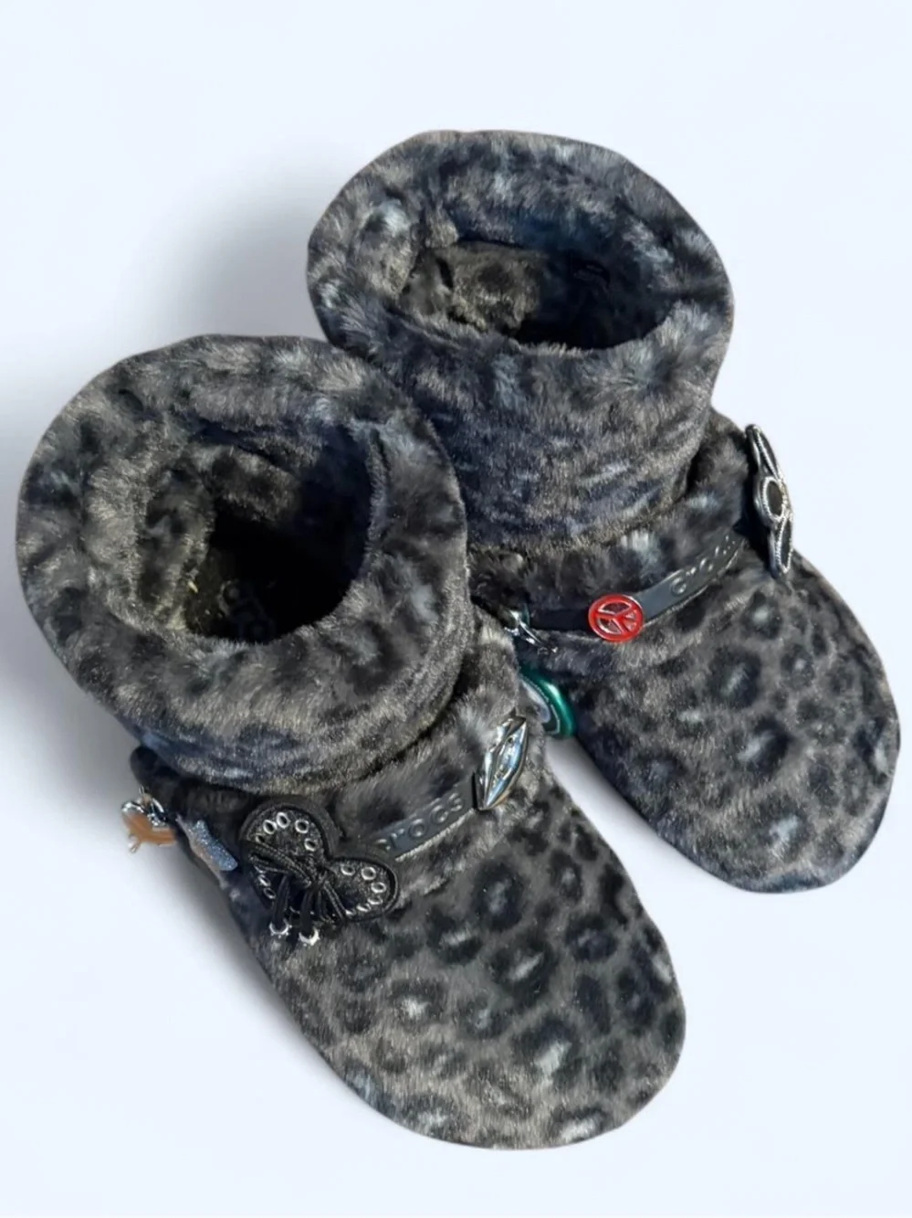 CROCS Kids Plush Leopard-Print Booties - Gray